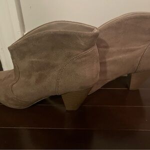 Women's Suede Ankle Boots